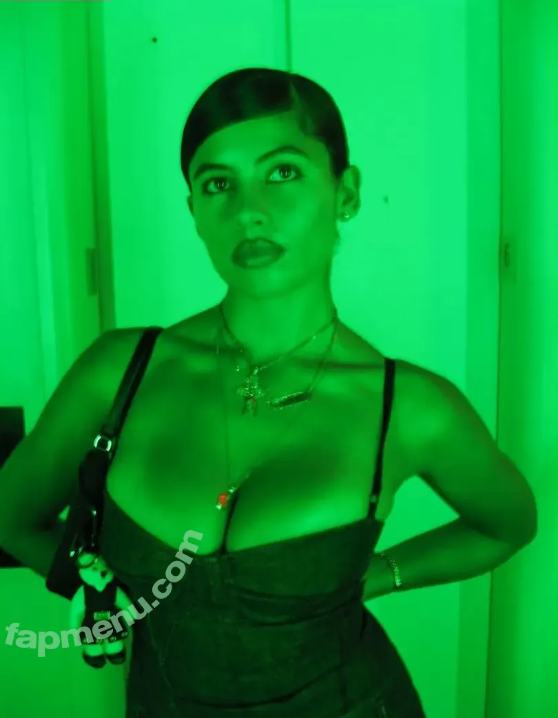 Isabella Carr nude photo #0295 (isabellacarrr)