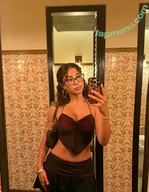 Isabella Ferreira / isabelly-ferreira / theisabellaferreira nude photo #0095
