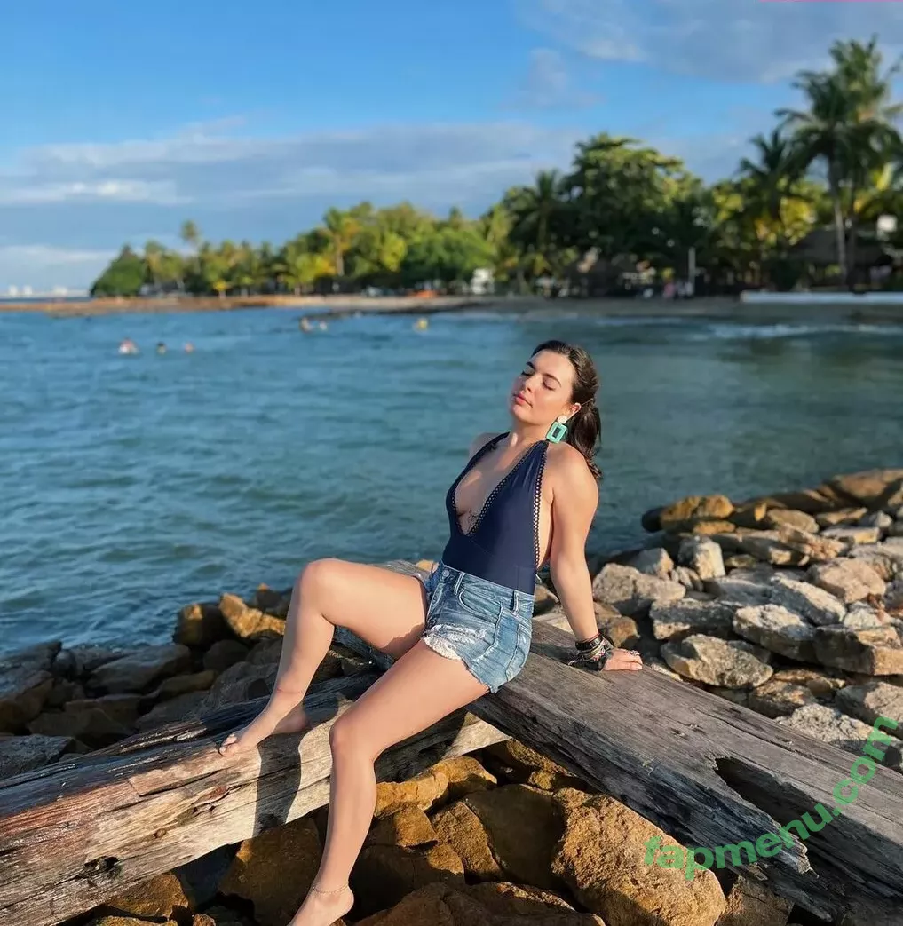Isabella Gomez nude photo #0115 (isabella.gomez / valeng222)
