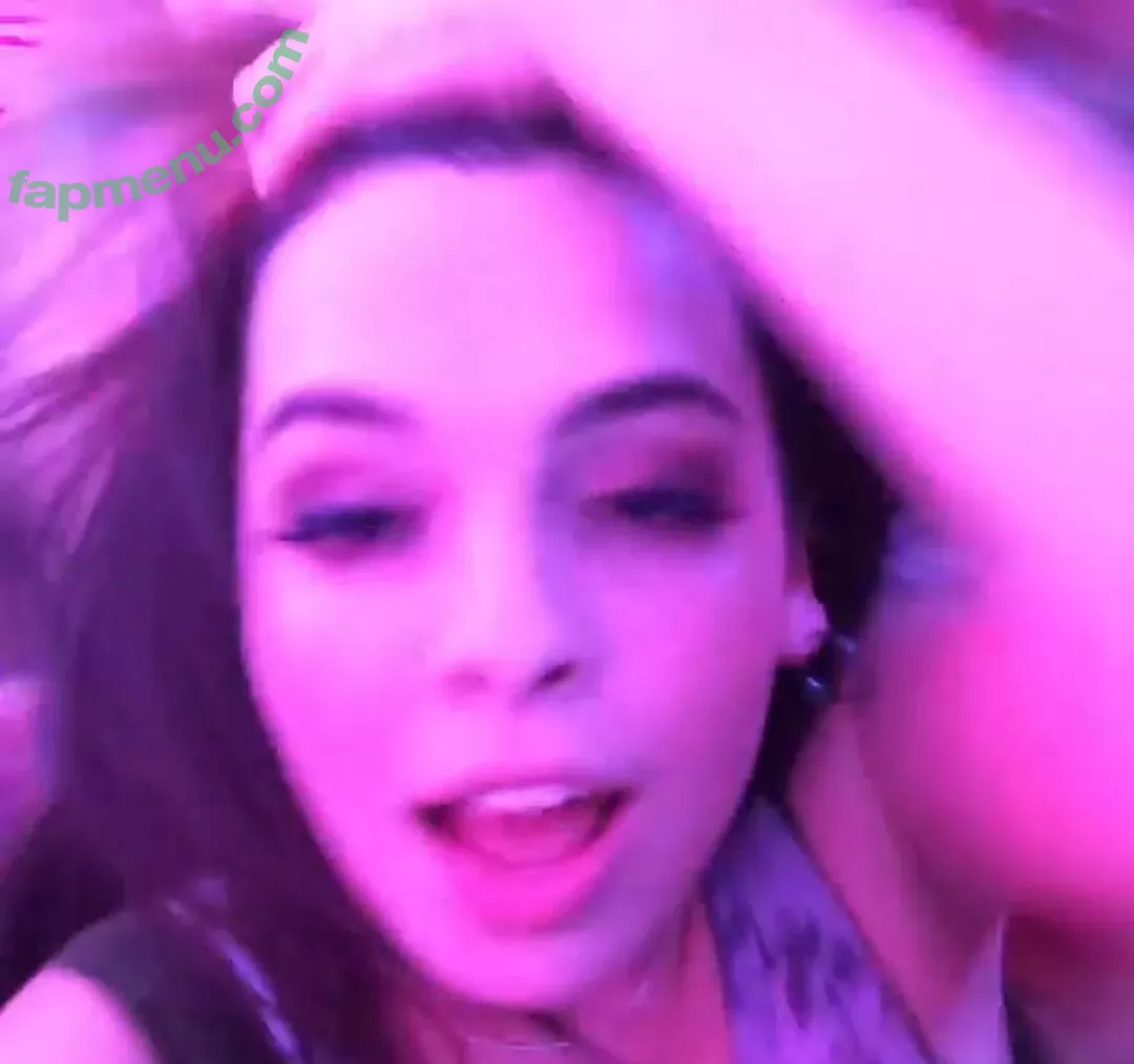 Isabella Gomez nude photo #0118 (isabella.gomez / valeng222)