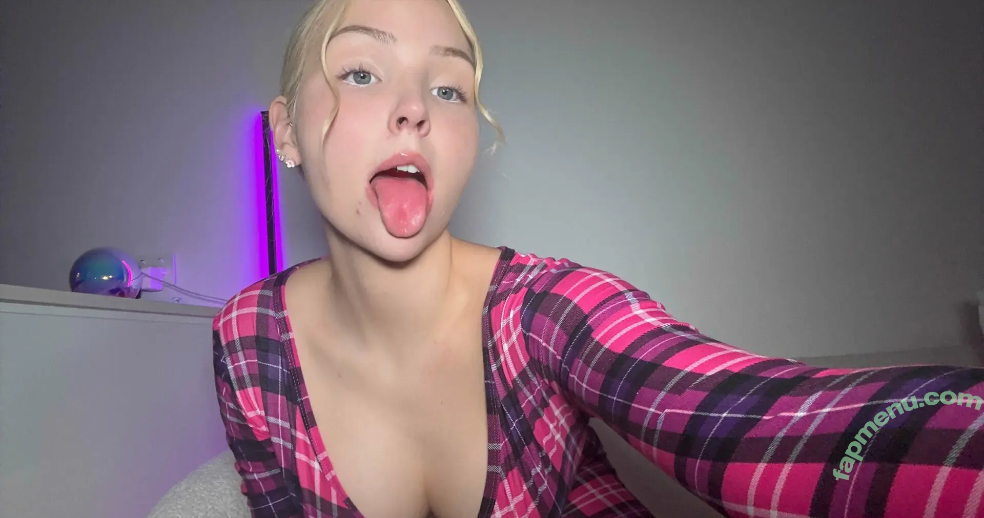 isabella.koft nude photo #0012 (isabella.koft)