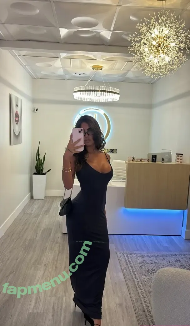 Isabella Ladera nude photo #0240 (isabella.ladera / u364813583)
