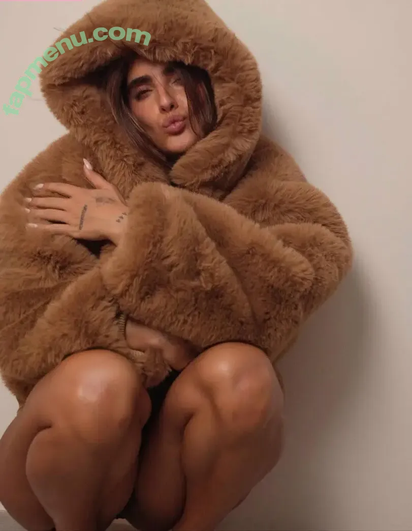 Isabella Ladera nude photo #0309 (isabella.ladera / u364813583)