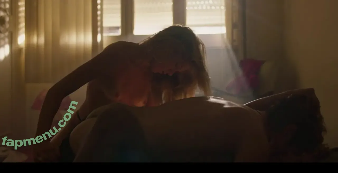 Isabella Santoni nude photo #0237 (isabellasantoni)