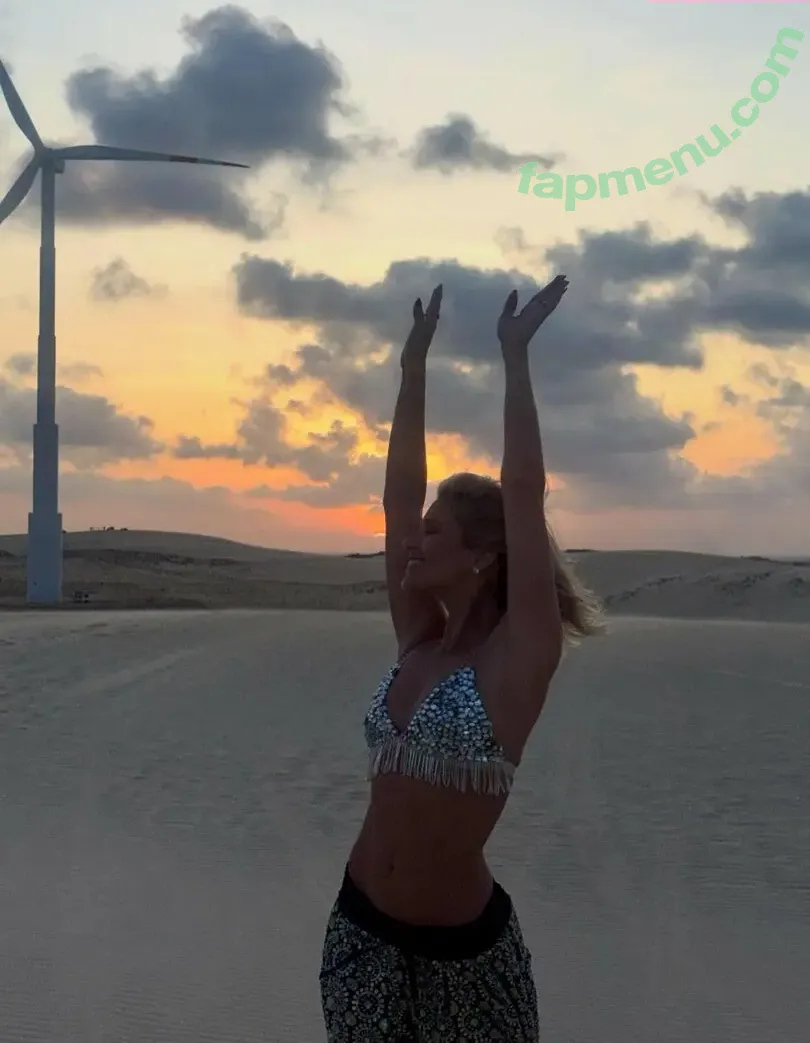 Isabella Santoni nude photo #0372 (isabellasantoni)