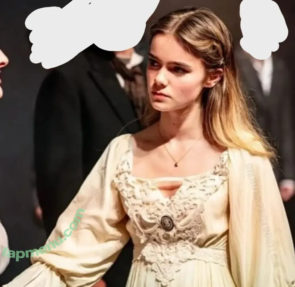 Isabella Sermon nude photo #0029 (isabella.sermon)