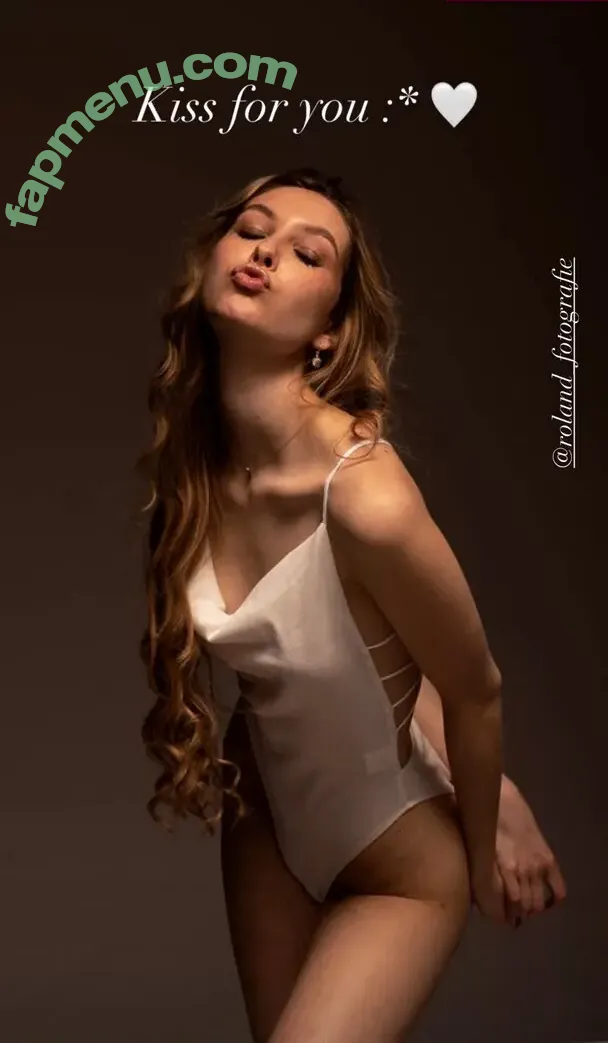 Isabella Späth nude photo #0060 (isabella_mit_a / moreofbella)