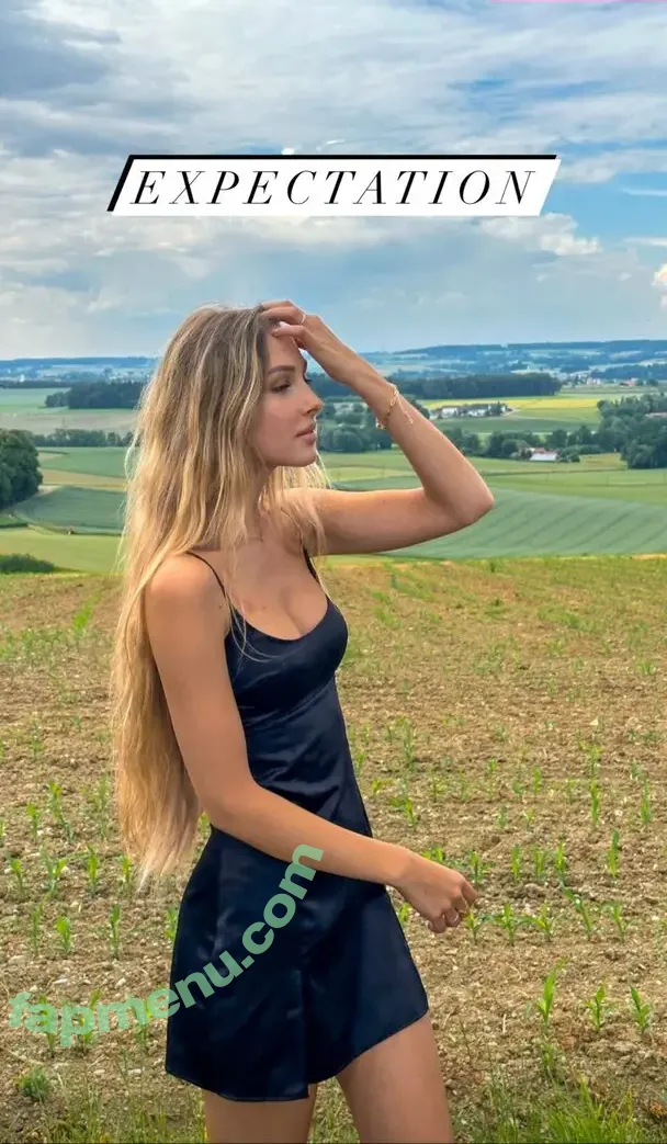 Isabella Späth nude photo #0074 (isabella_mit_a / moreofbella)