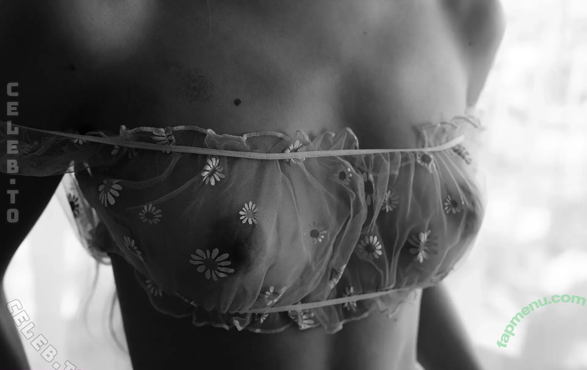 Isabella Späth nude photo #0357 (evenmoreofbella / isabella_mit_a / moreofbella)