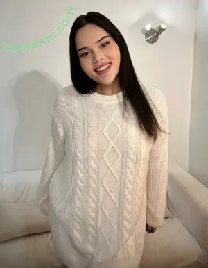 isabelladee / isabelladeeofficial nude photo #0030