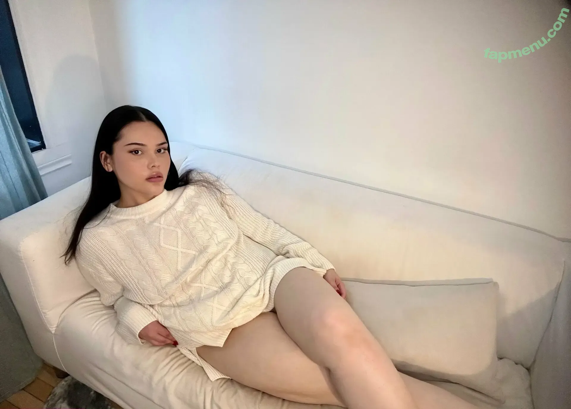 isabelladee nude photo #0032 (isabelladeeofficial)