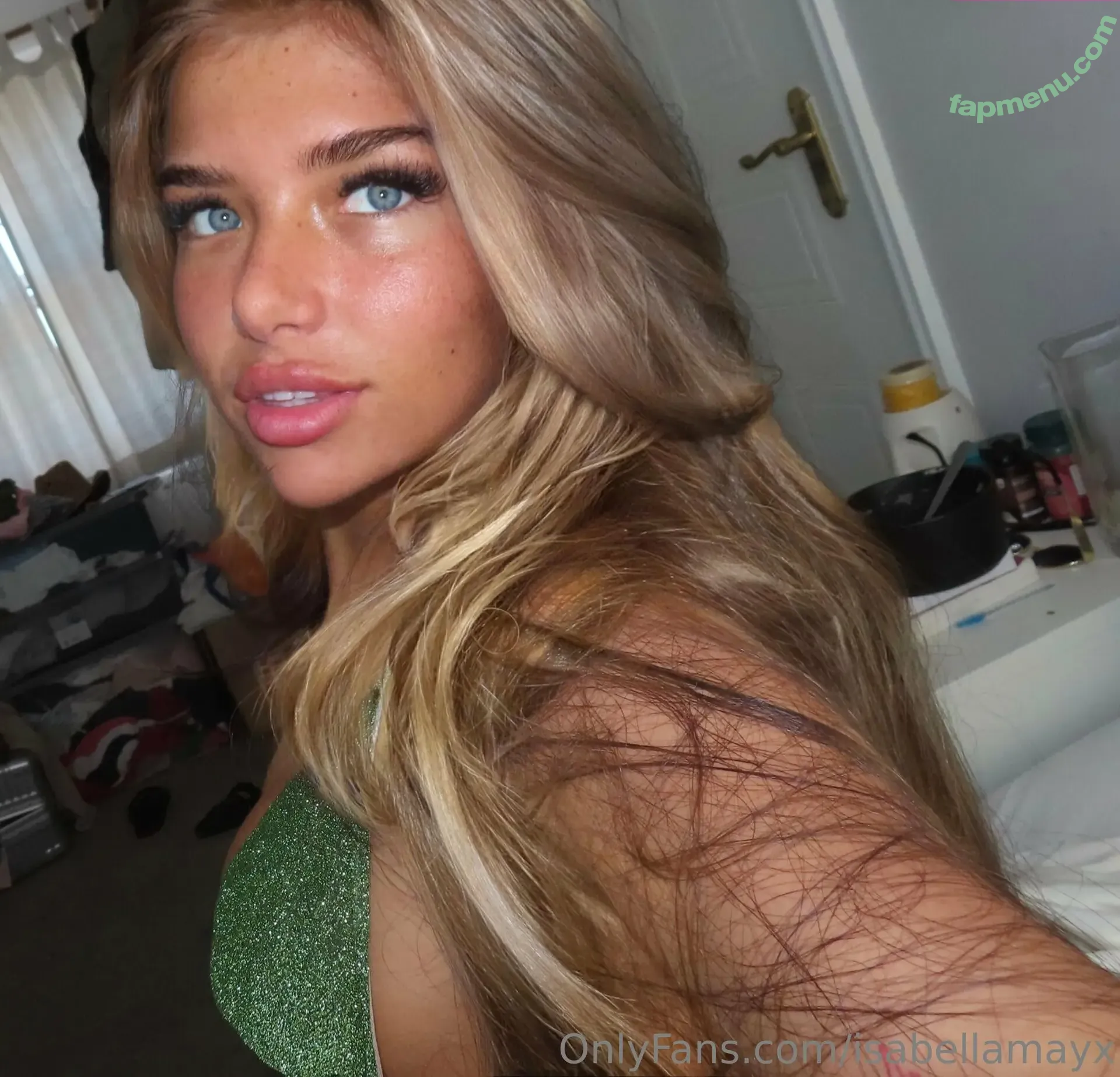 isabellamayx nude photo #0012 (isabellamayx)