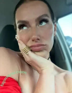  nude photo #0004