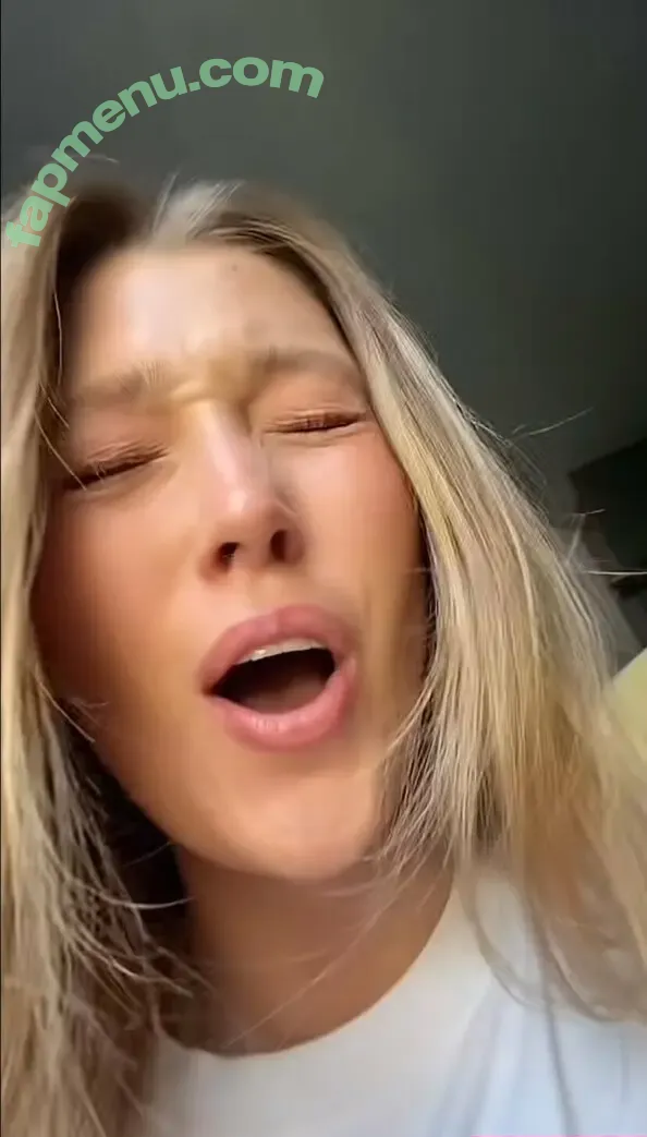 isabellaptrsn nude photo #0026 (isabellapeters_)