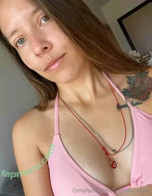 isabellatravel / isabellatravelco nude photo #0008