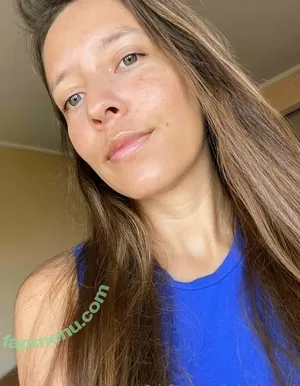 isabellatravel / isabellatravelco nude photo #0018