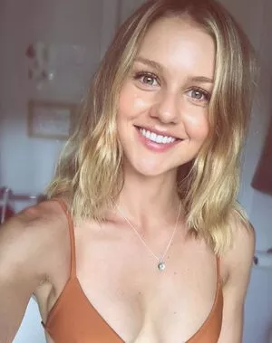 Isabelle Cornish / isabellecornish nude photo #0330