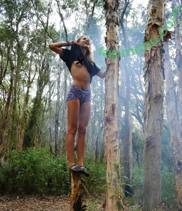 Isabelle Cornish nude photo #0322 (isabellecornish)