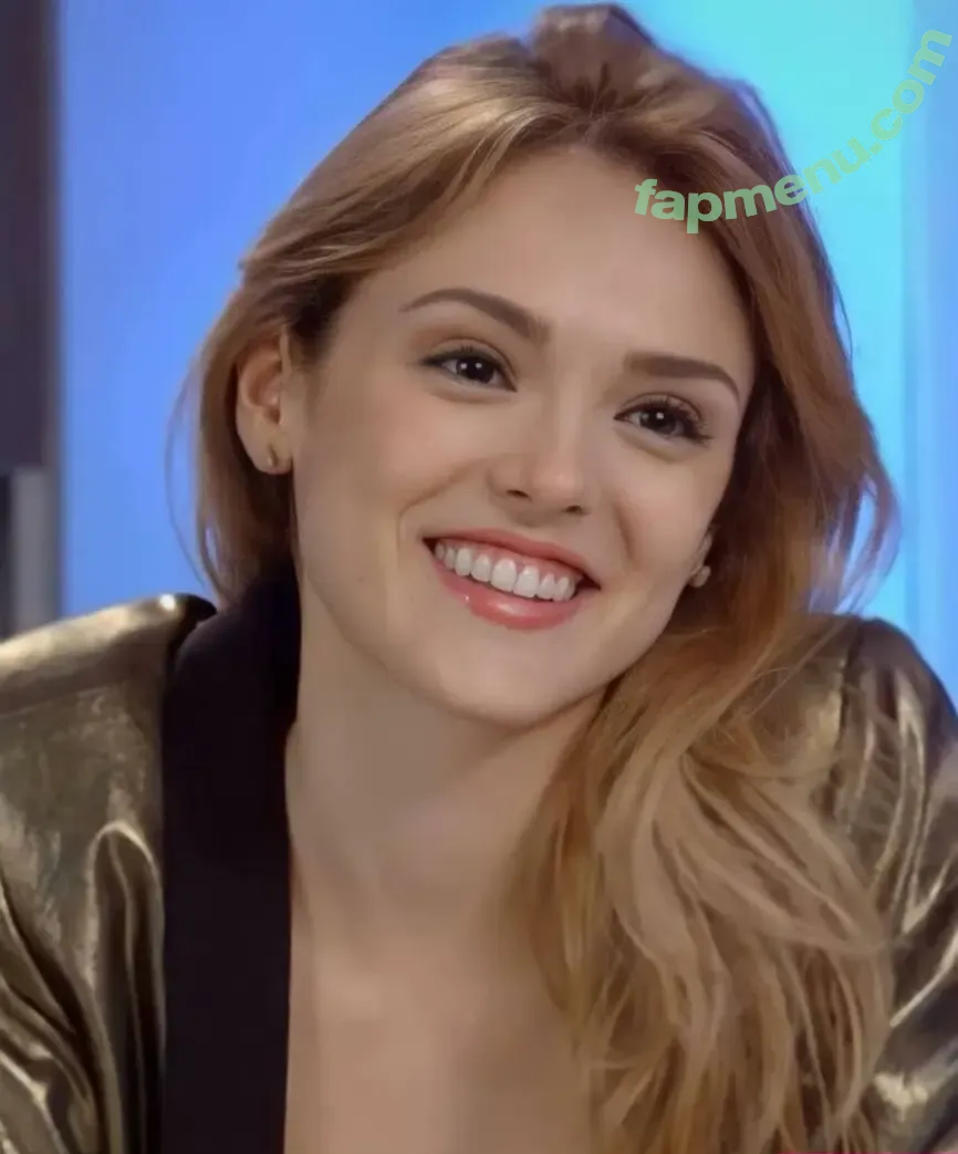 Isabelle Drummond nude photo #0001 (isabelledr / yeuxpapillon)