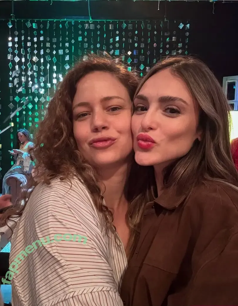 Isabelle Drummond nude photo #0026 (IsabeleDrumond / isabelledr / yeuxpapillon)