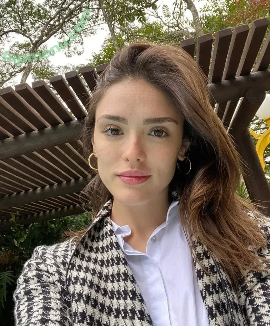 Isabelle Drummond nude photo #0032 (IsabeleDrumond / isabelledr / yeuxpapillon)