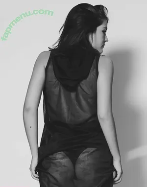 Isabelle Fuhrman / isabellefuhrman nude photo #0326
