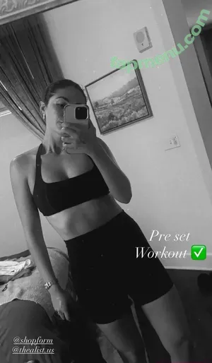 Isabelle Fuhrman / isabellefuhrman nude photo #0338