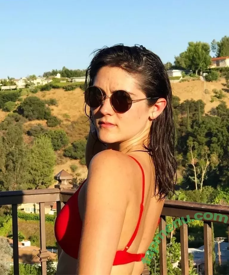 Isabelle Fuhrman nude photo #0025 (isabellefuhrman)