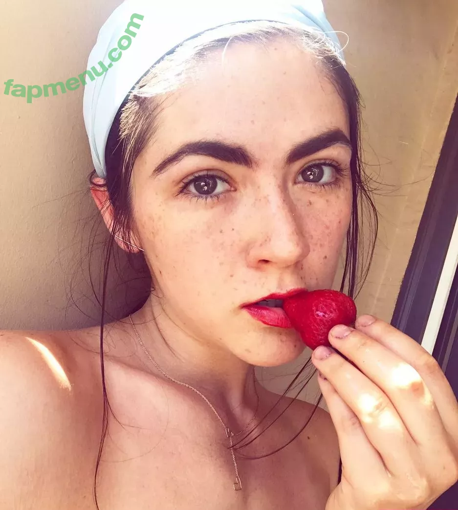 Isabelle Fuhrman nude photo #0239 (isabellefuhrman)