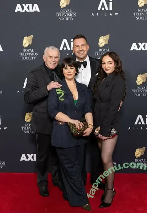 Isabelle Smith / Hollyoaks / is.abellesmith / isabellasmithhxx nude photo #0047