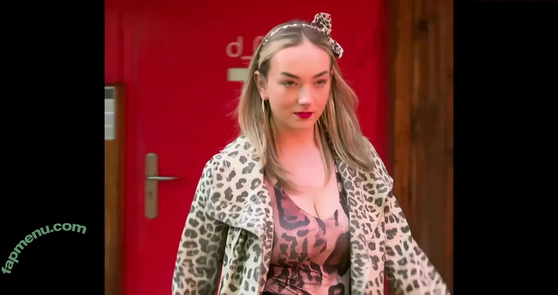 Isabelle Smith nude photo #0037 (Hollyoaks / isabellasmithhxx / isabelle_smith21)