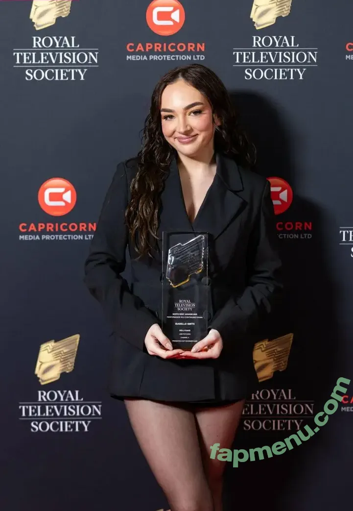 Isabelle Smith nude photo #0049 (Hollyoaks / is.abellesmith / isabellasmithhxx)