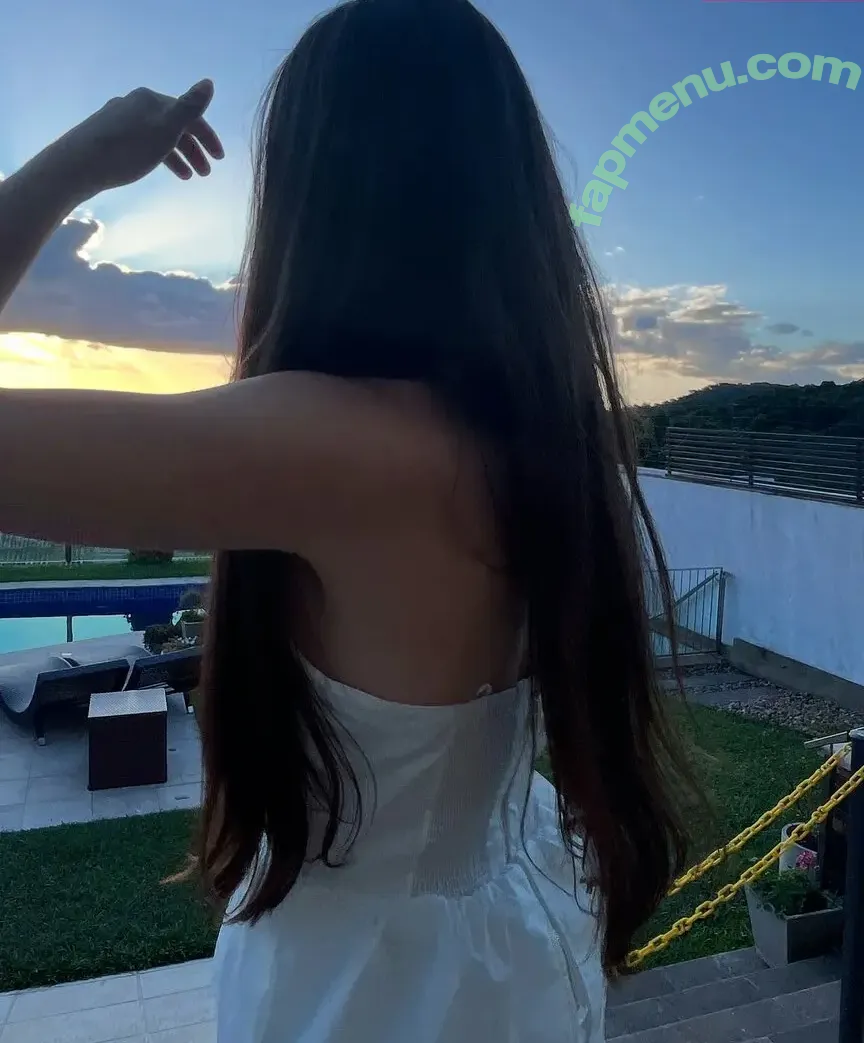 Isabelle Stoll nude photo #0031 (isabelle.stolls2)