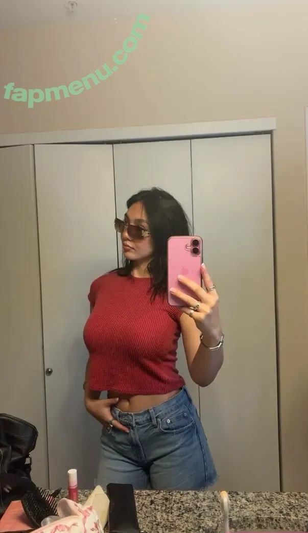 isabellelayla25 nude photo #0019 (isabellalanter)