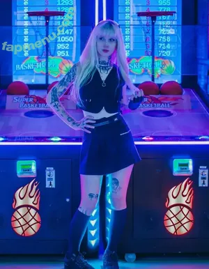 Isadora / aquelaisaali / aquelapessoaali nude photo #0038