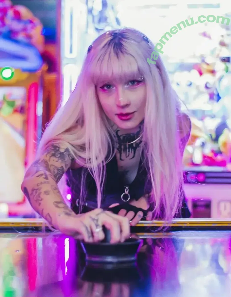 Isadora nude photo #0035 (aquelaisaali / aquelapessoaali)