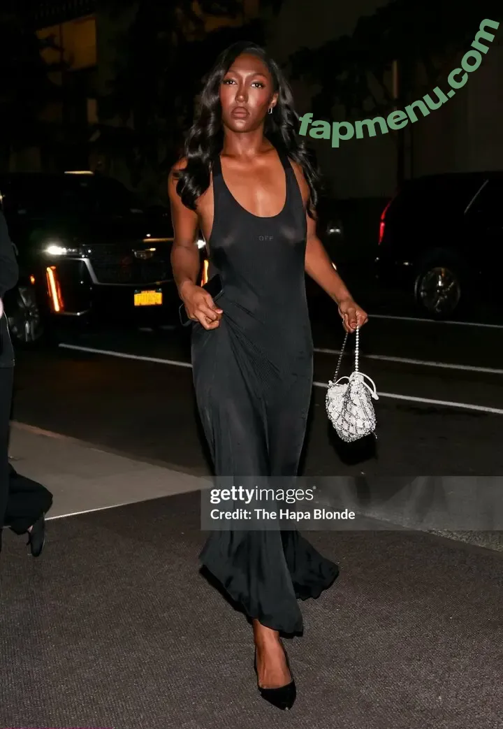 Isan Elba nude photo #0006 (isanelba)