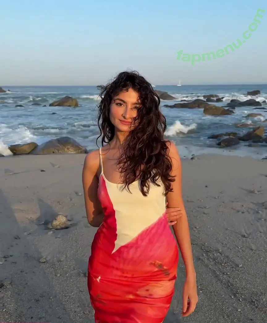 Ischtar Isik nude photo #1067 (ischtarisik)