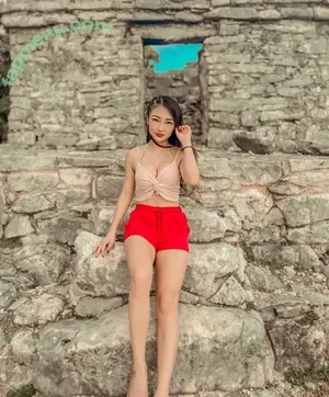 iseetan / 1260479805 / seethefunny / siitan.irl nude photo #0240