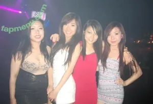 iseetan / 1260479805 / seethefunny / siitan.irl nude photo #0249