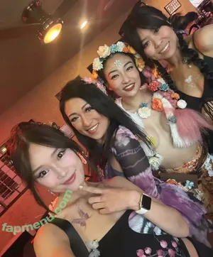 iseetan / 1260479805 / seethefunny / siitan.irl nude photo #0299