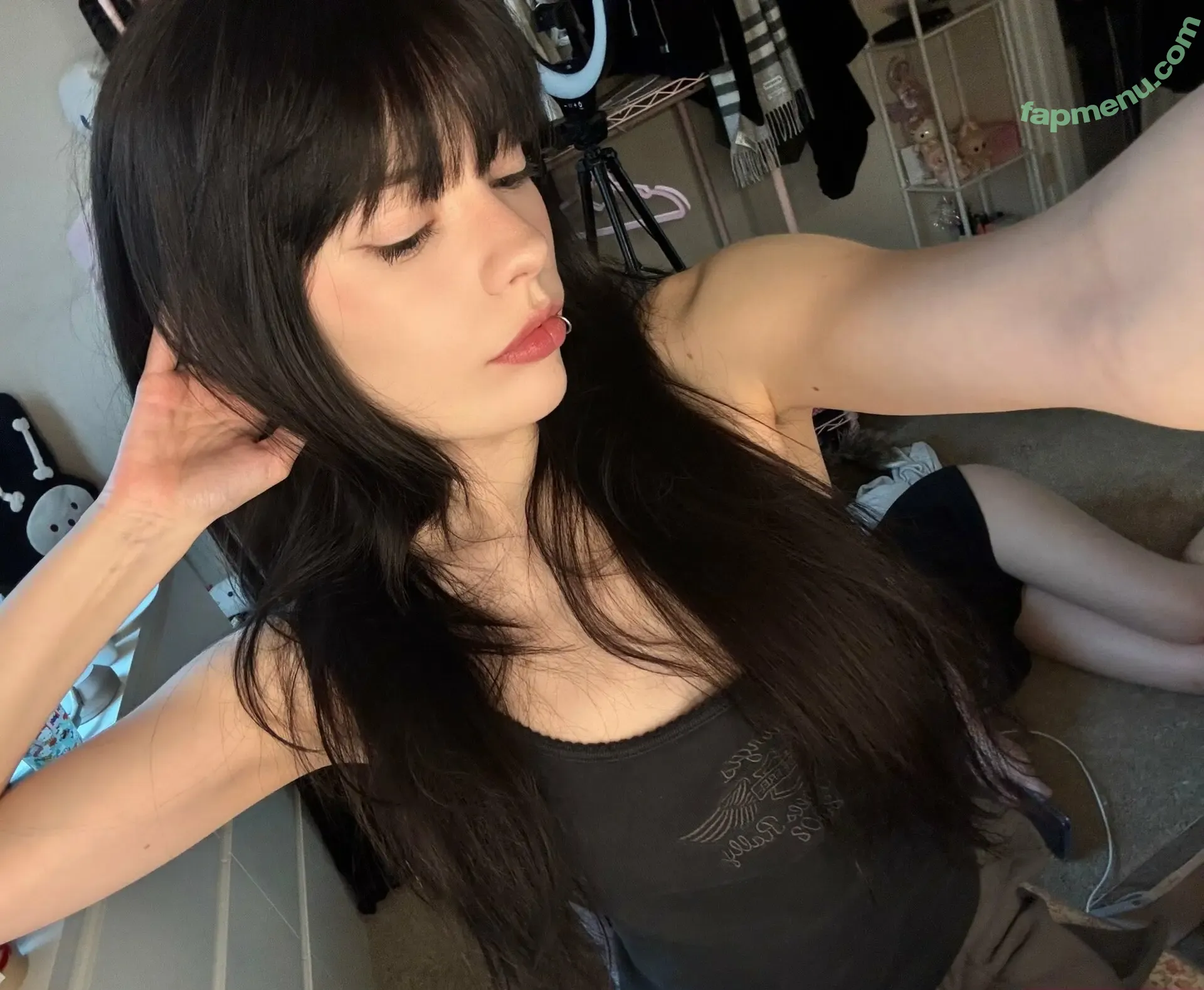 isizzly nude photo #0282 (sizzlymizzly)