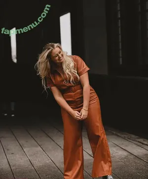 Iskra Lawrence / iamiskra / iskra nude photo #0435