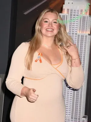 Iskra Lawrence / iskra nude photo #0634