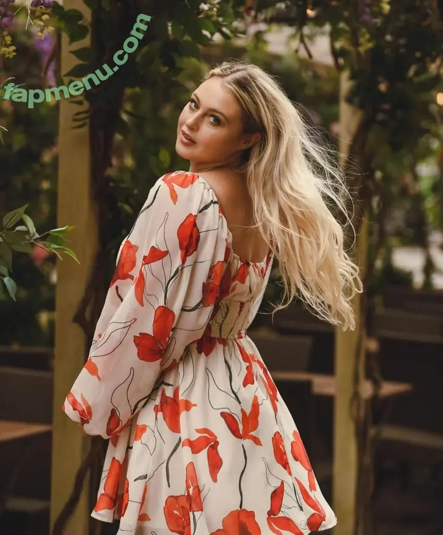 Iskra Lawrence nude photo #0273 (iamiskra / iskra)