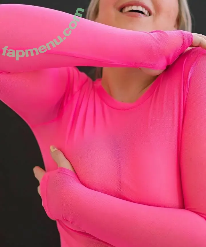 Iskra Lawrence nude photo #0341 (iamiskra / iskra)