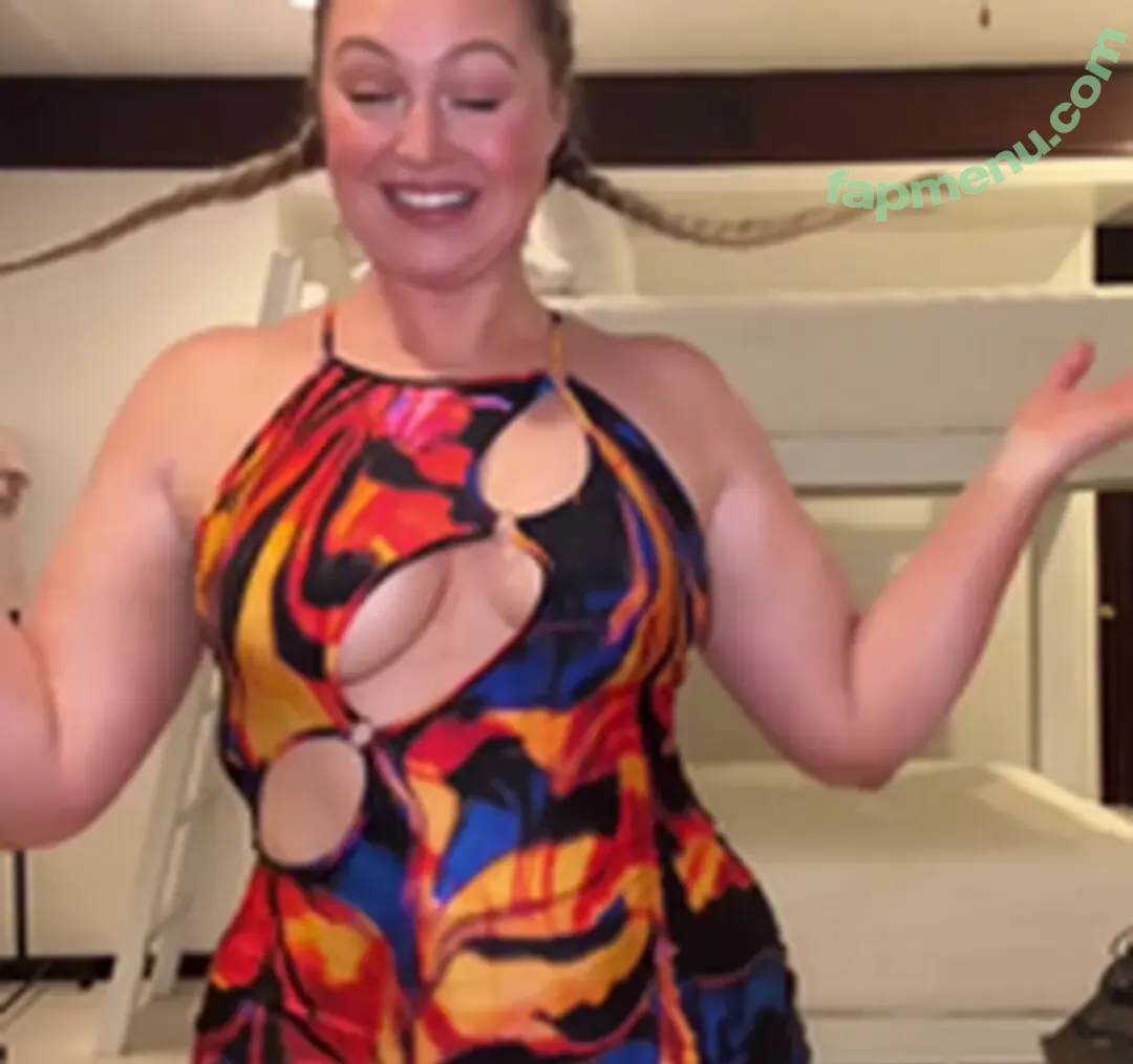 Iskra Lawrence nude photo #0395 (iamiskra / iskra)