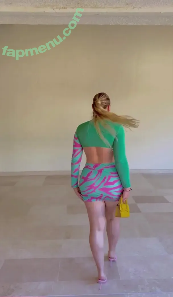 Iskra Lawrence nude photo #0403 (iamiskra / iskra)