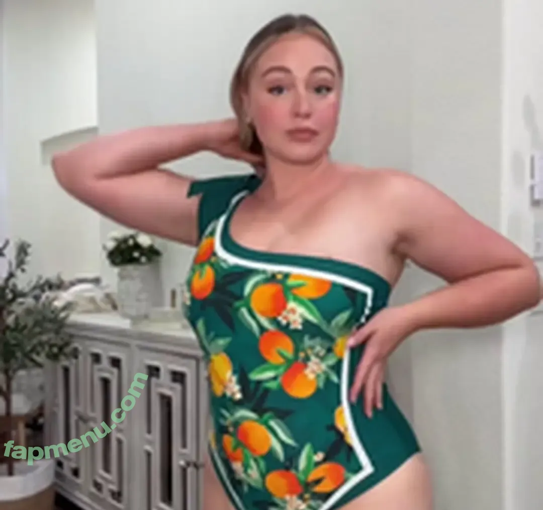 Iskra Lawrence nude photo #0409 (iamiskra / iskra)