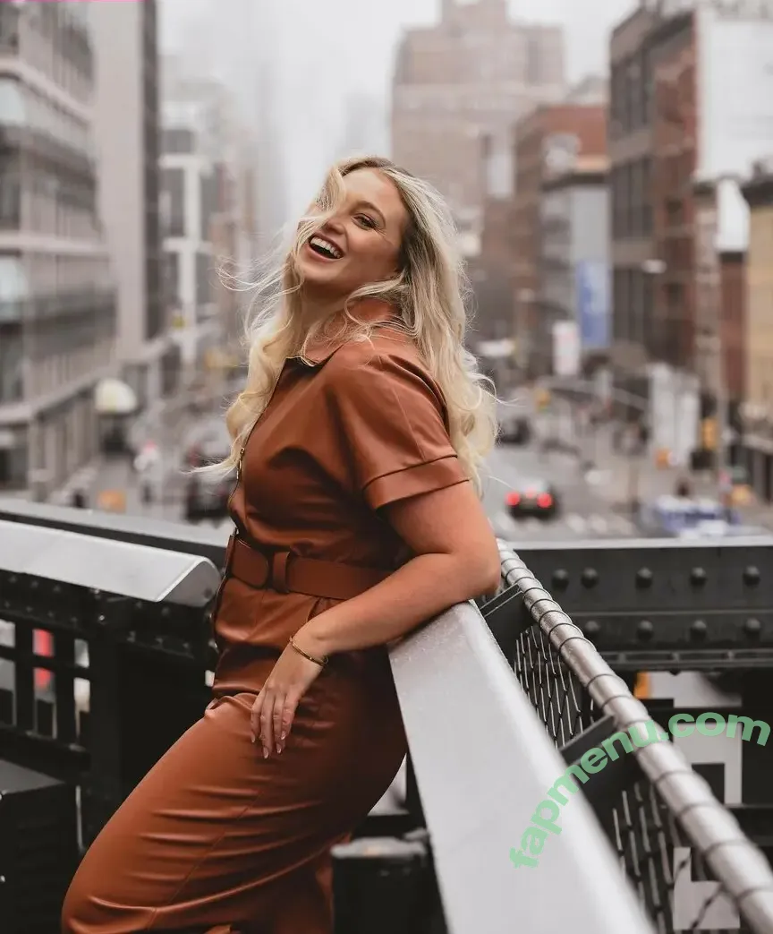 Iskra Lawrence nude photo #0432 (iamiskra / iskra)